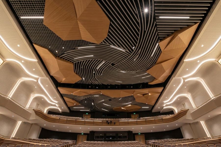 Special combination curved aluminum ceiling in luxury hotel